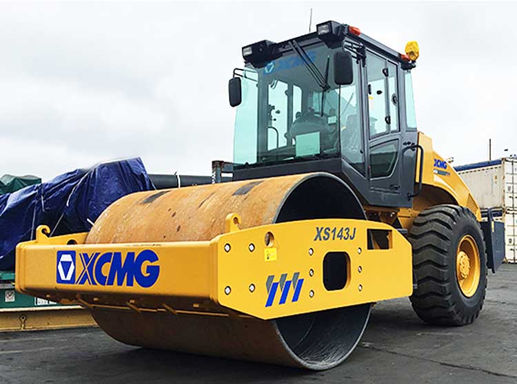 XCMG official 14ton single drum vibratory road roller XS143J